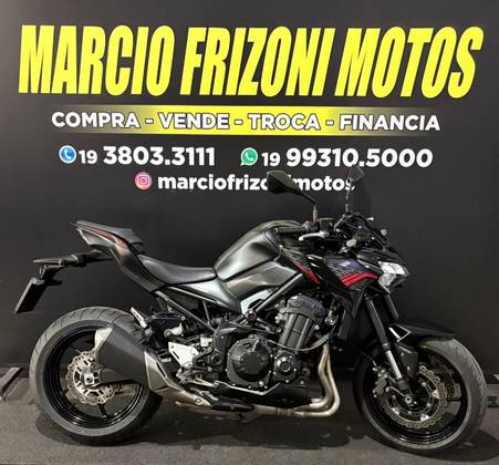 KAWASAKI Z900 KAWASAKI Z900